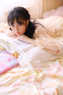 电影《李瓶儿》西门庆李瓶儿